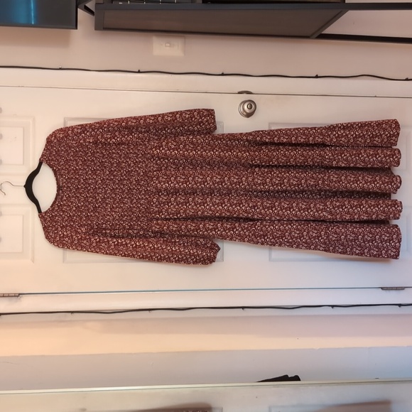 Floral Burgundy Maxi Dress - Picture 1 of 8